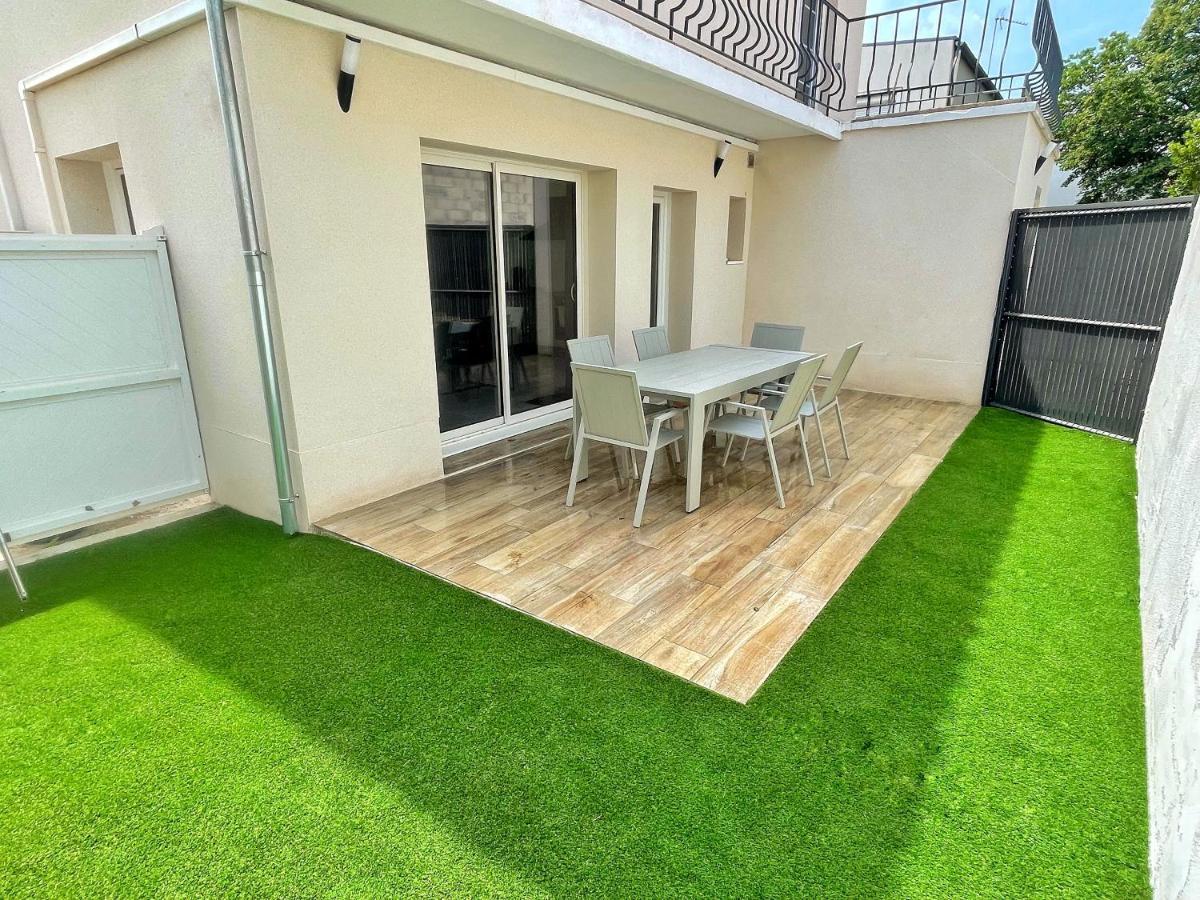 Les Appartements Du Carnot - Terrasses Et Jardins La Rochelle  Exterior foto